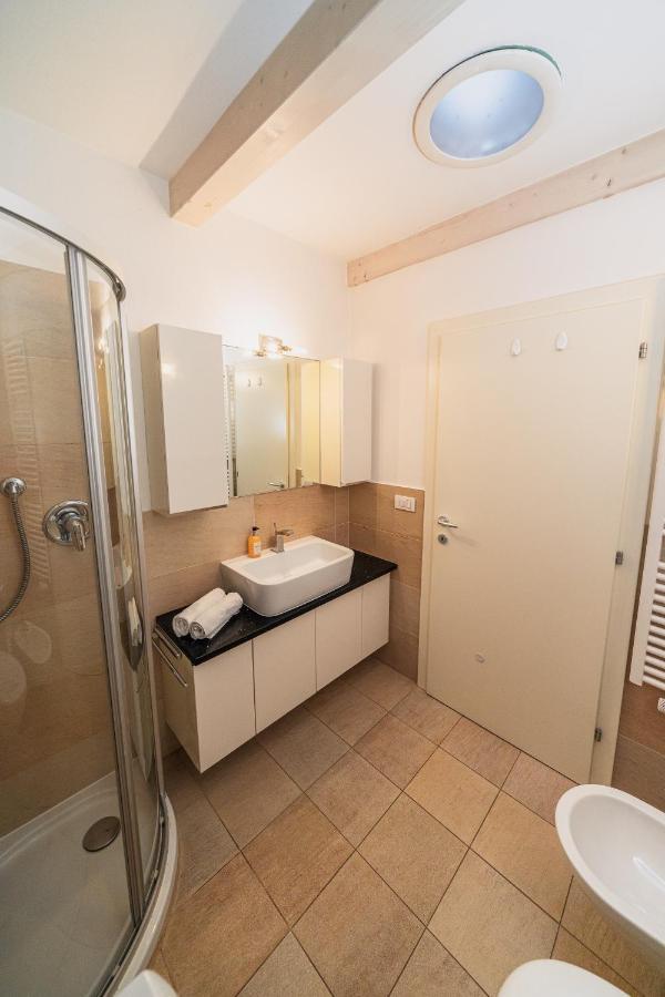 Villa Floris ブレッサノーネ エクステリア 写真